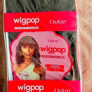 Outre Wigpop Synthetic Full Wig in style Anais, Color 2